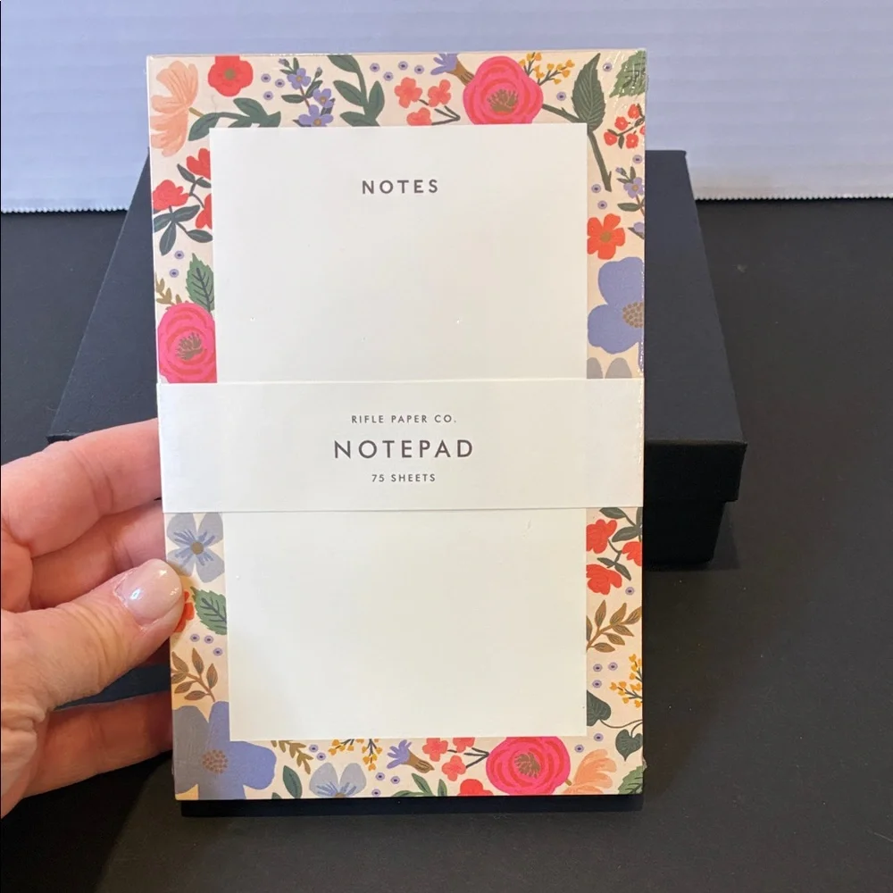 Kate Spade ♠️ Multicolor Gel Pen 🖊️ Set with Rifle Paper Co Floral Notepad
